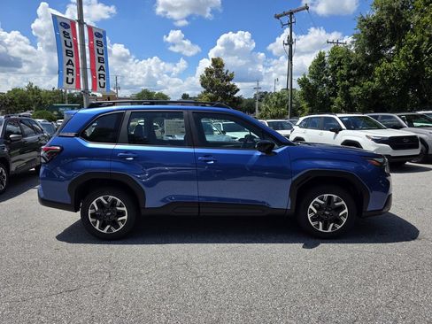 New 2026 Subaru Forester AWD/4WD image 2