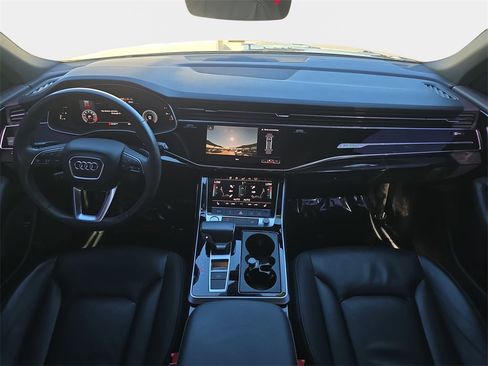 Used 2019 Audi Q8 Premium w/ Convenience Package image 10