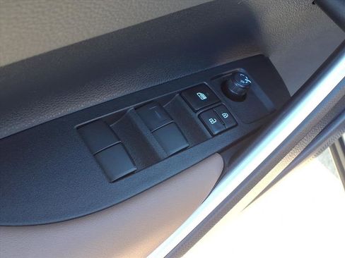 Certified 2026 Toyota Corolla Cross XLE image 14