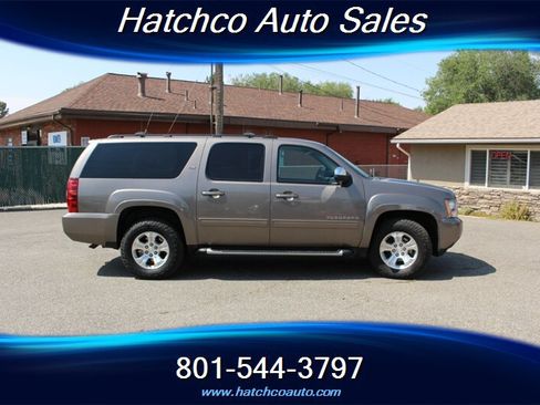 Used 2012 Chevrolet Suburban LT AWD/4WD image 6