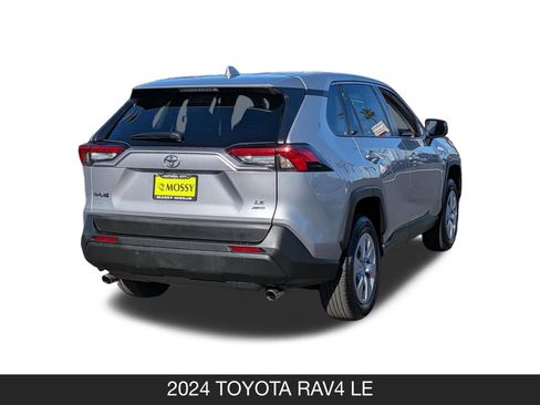 Used 2024 Toyota RAV4 LE image 8