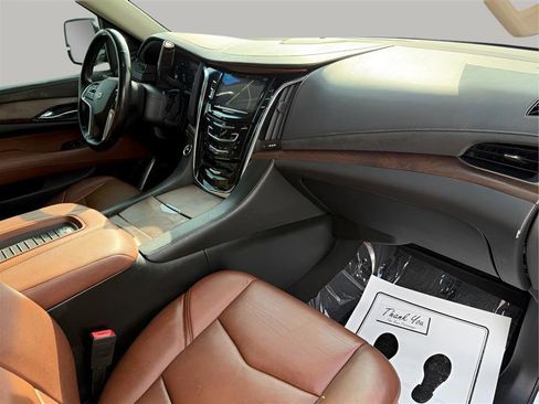 Used 2018 Cadillac Escalade Premium Luxury w/ LPO, Radiant Package image 53