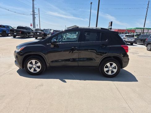 Used 2022 Chevrolet Trax LT w/ Driver Confidence Package AWD/4WD image 8