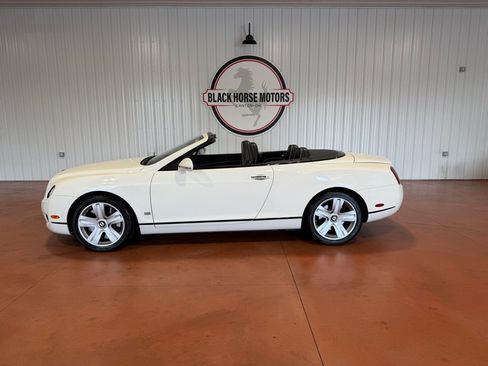 Used 2011 Bentley Continental GTC AWD/4WD image 3