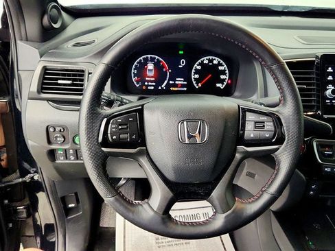 Used 2024 Honda Ridgeline Black Edition image 14