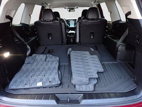 Used 2026 Subaru Ascent Premium AWD/4WD image 8
