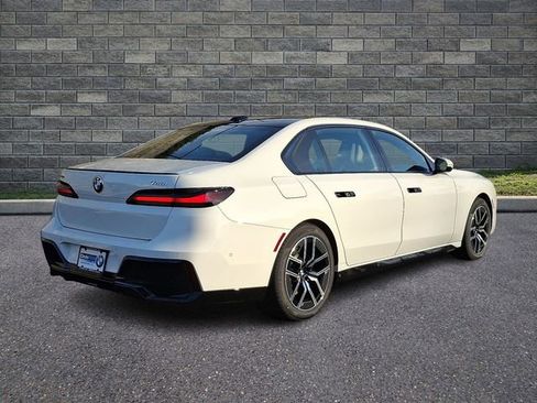 New 2026 BMW 740i xDrive w/ Executive Package image 6
