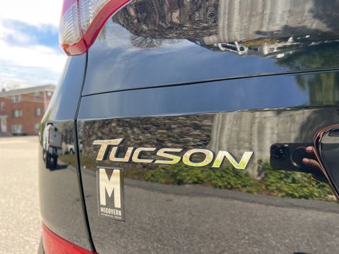 Used 2017 Hyundai Tucson SE Plus AWD/4WD image 10