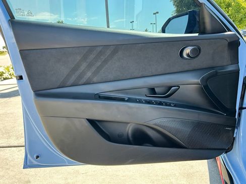 Used 2025 Hyundai Elantra N FWD image 21