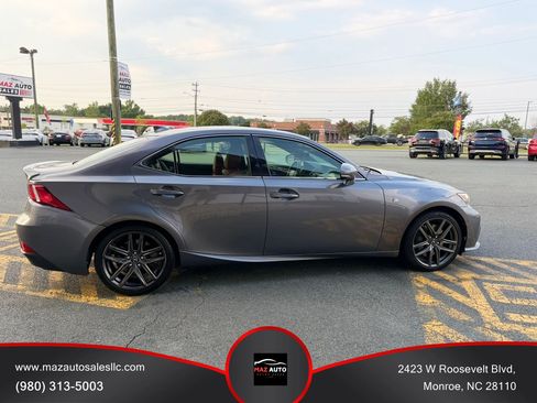 Used 2016 Lexus IS 300 AWD image 4