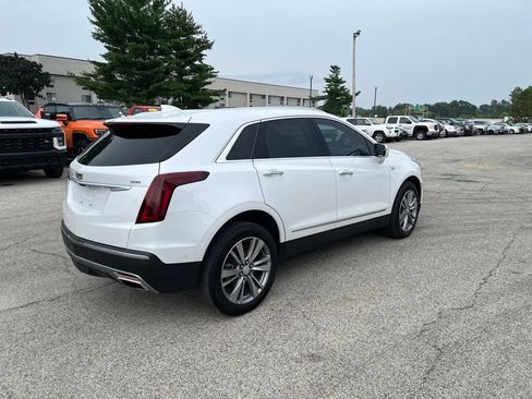 Used 2023 Cadillac XT5 Premium Luxury w/ Technology Package AWD/4WD image 9