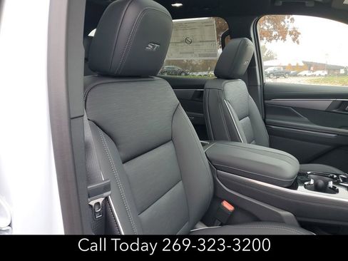 New 2026 Buick Enclave Sport Touring w/ Power Package image 31