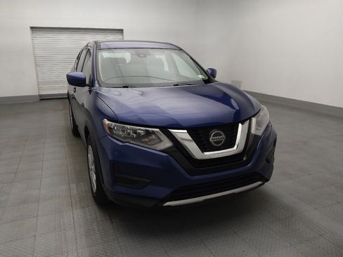 Used 2019 Nissan Rogue S FWD image 14