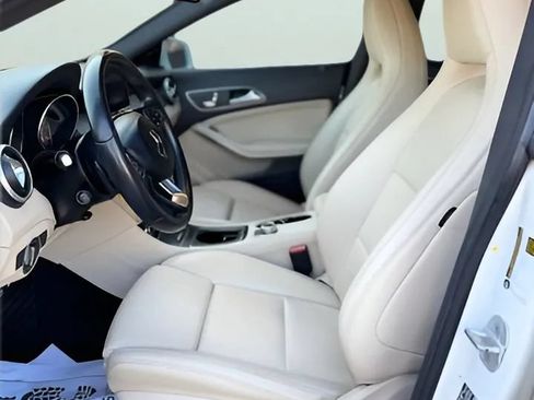 Used 2017 Mercedes-Benz CLA 250 image 13