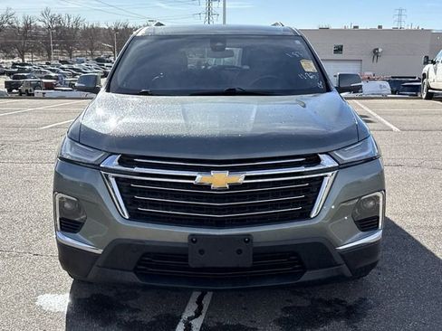 Used 2022 Chevrolet Traverse LT image 26