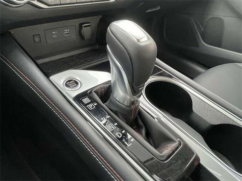 Used 2023 Nissan Altima 2.5 SR w/ SR Premium Package image 23