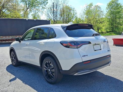 New 2026 Honda HR-V Sport image 4