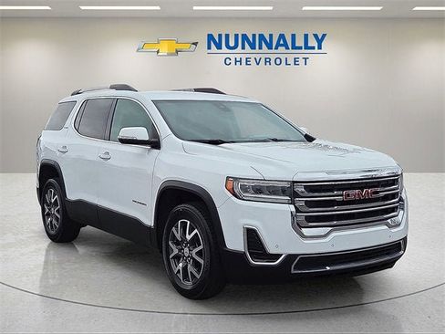 Certified 2023 GMC Acadia SLE w/ Driver Convenience Package image 7