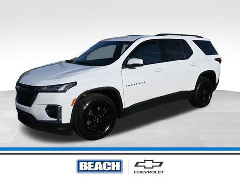 Used 2023 Chevrolet Traverse LT w/ Midnight/Sport Edition image 1