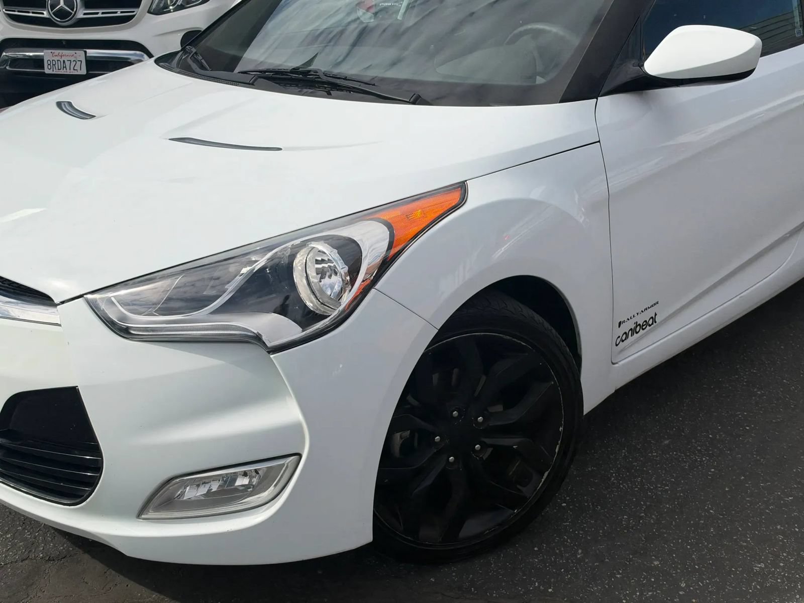 Used 2013 Hyundai Veloster w/ Style Pkg FWD image 3