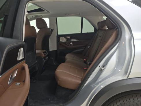 Used 2024 Mercedes-Benz GLE 450e 4MATIC w/ Driver Assistance Package image 10