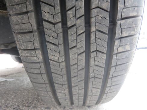 Used 2018 Nissan Pathfinder 4WD image 34