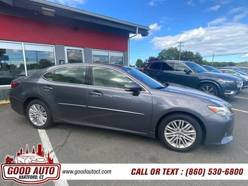 Used 2015 Lexus ES 350 w/ Luxury Package FWD image 4