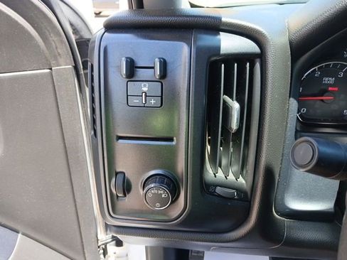 Used 2015 Chevrolet Silverado 3500 W/T w/ WT Convenience Package AWD/4WD image 33