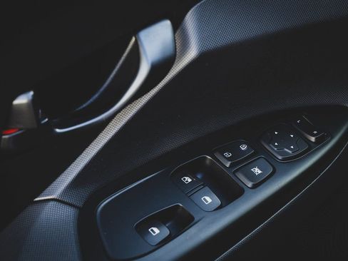 Used 2020 Hyundai Veloster N w/ Performance Package image 16