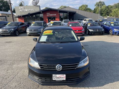 Used 2016 Volkswagen Jetta S FWD image 10