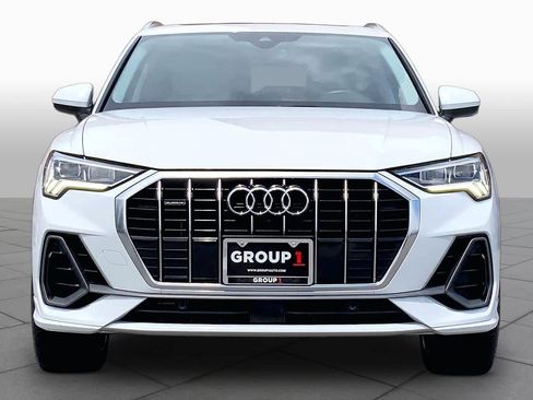 Used 2020 Audi Q3 2.0T Premium Plus w/ Premium Plus Package AWD/4WD image 4