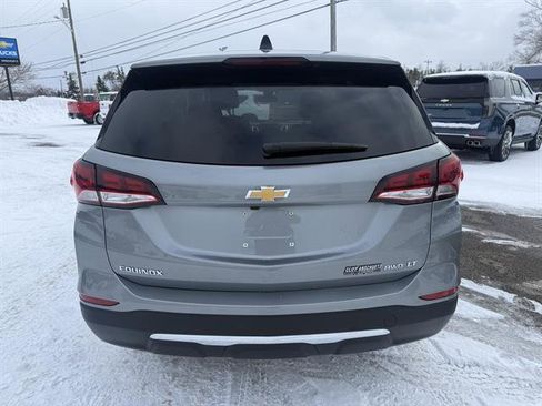 Used 2023 Chevrolet Equinox LT image 4