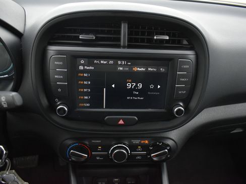 Used 2024 Kia Soul LX w/ Option Group 015 image 25