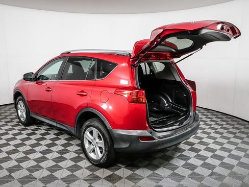 Used 2013 Toyota RAV4 XLE image 30