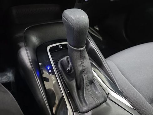 Certified 2025 Toyota Corolla LE FWD image 20