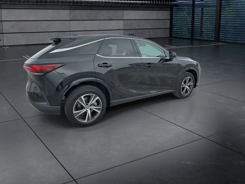 Certified 2024 Lexus RX 350 FWD w/ Technology Package image 8