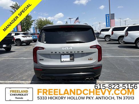 Used 2022 Kia Telluride SX w/ SX Prestige Package AWD/4WD image 4