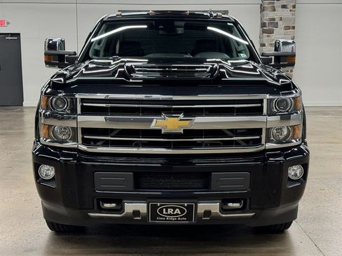 Used 2019 Chevrolet Silverado 3500 High Country w/ Duramax Plus Package AWD/4WD image 2