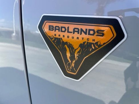 New 2026 Ford Bronco Badlands w/ Sasquatch Package image 30