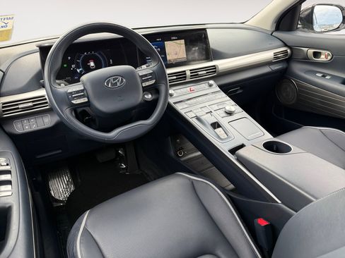 Used 2019 Hyundai Nexo Blue image 15