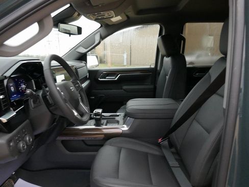 New 2026 Chevrolet Silverado 1500 LT Trail Boss w/ Convenience Package II image 13