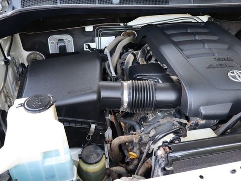 Used 2012 Toyota Tundra 4x4 Double Cab image 40