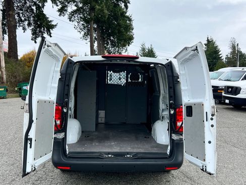 Used 2019 Mercedes-Benz Metris image 17