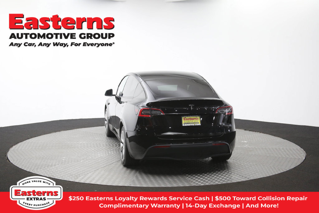 Used 2021 Tesla Model Y Long Range AWD/4WD image 33