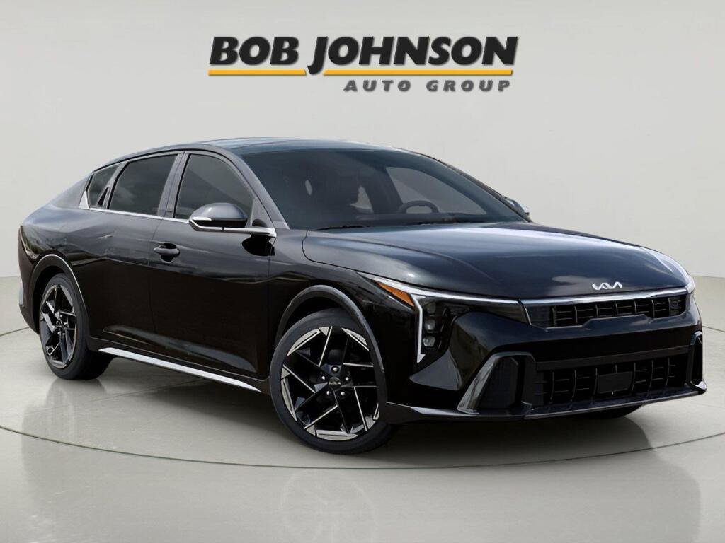 New 2026 Kia K4 GT-Line FWD image 1