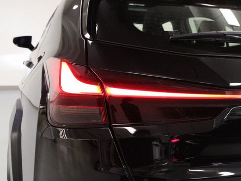 Used 2020 Lexus UX 250h F Sport image 11