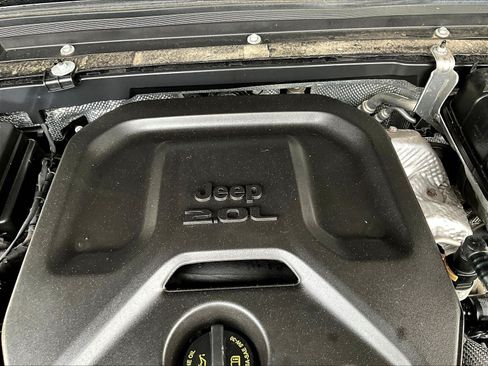 Used 2024 Jeep Wrangler Sport AWD/4WD image 28