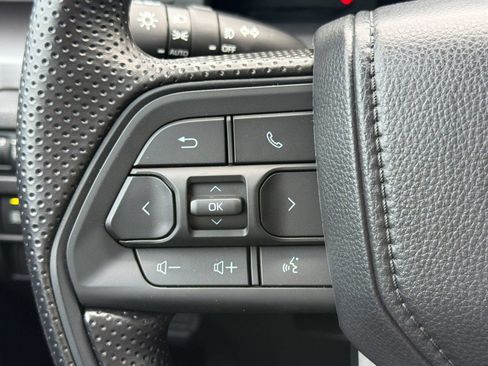 Used 2026 Toyota Tacoma SR5 AWD/4WD image 18