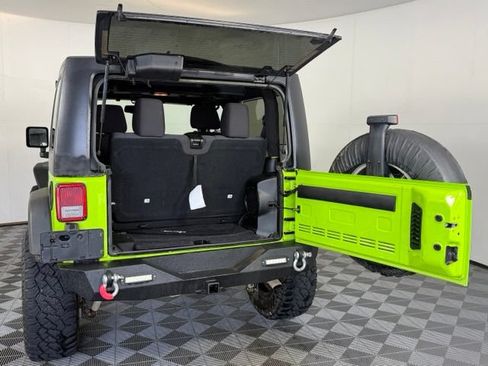 Used 2013 Jeep Wrangler Sport AWD/4WD image 13