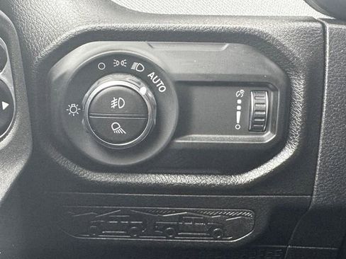 Certified 2026 Jeep Gladiator Overland AWD/4WD image 22